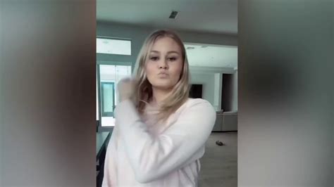 bella lambert tiktok